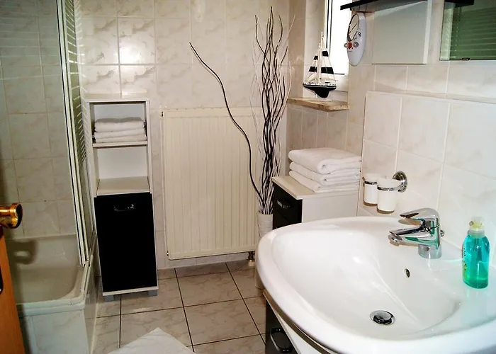 Manhatten Balkon Mit Seitlichem Ostseeblick