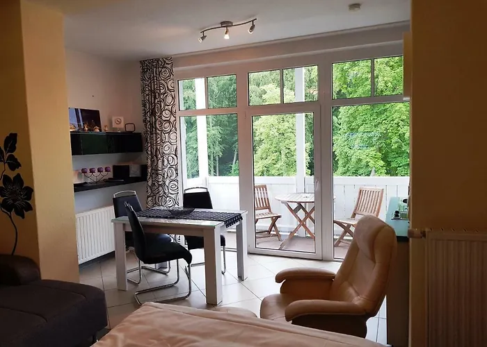 Manhatten Balkon Mit Seitlichem Ostseeblick